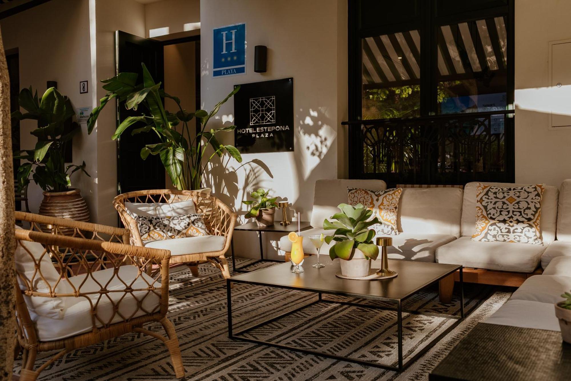 Hotel Estepona Plaza Luaran gambar