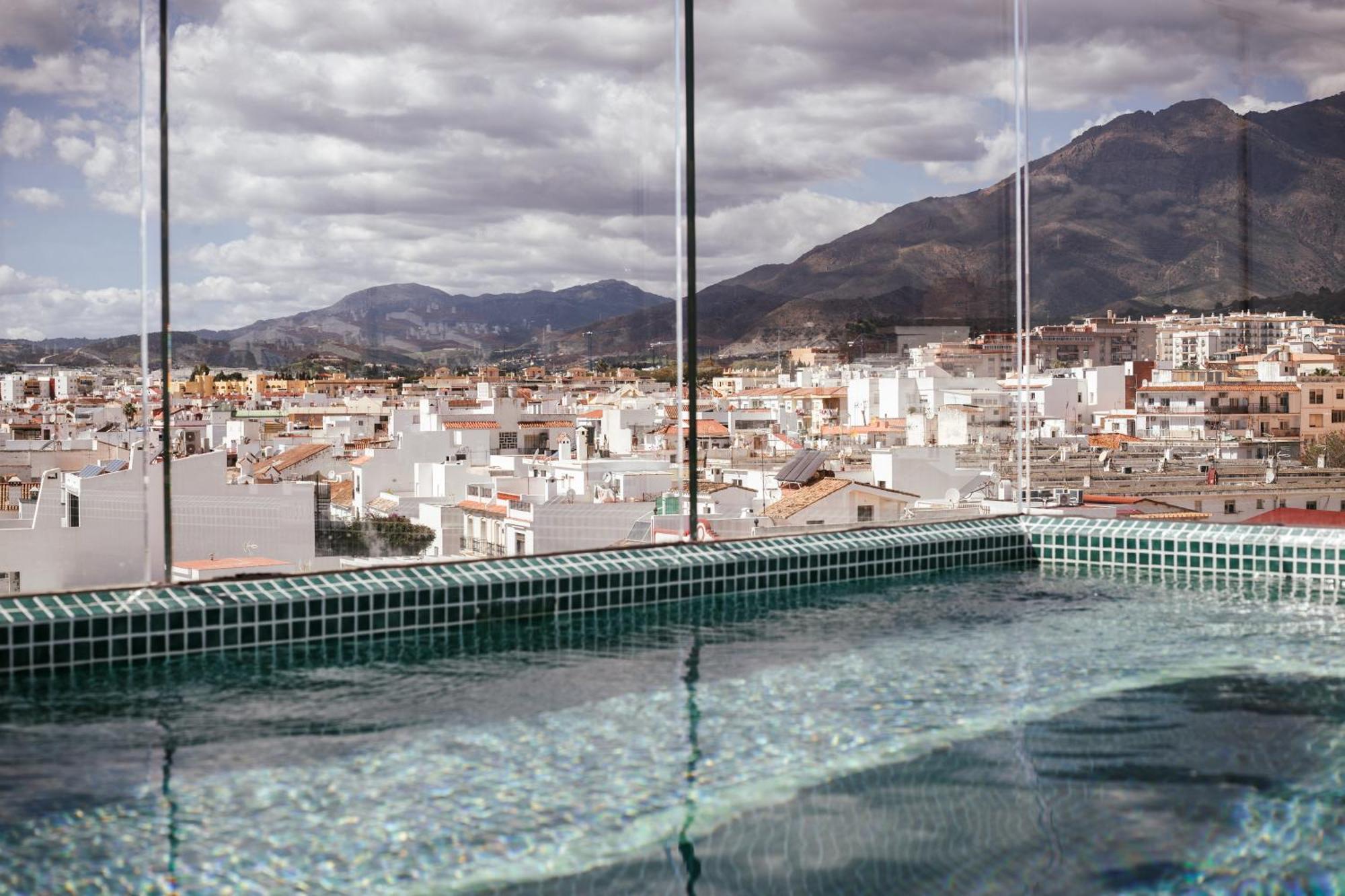 Hotel Estepona Plaza Luaran gambar